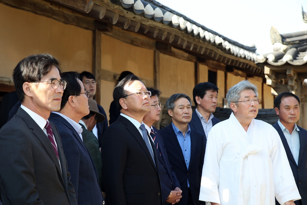 김부겸 장관, 안동 민생현장 방문(임청각,묵계서원,하회마을)