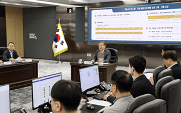 이상민 장관, 제22대 국회의원선거 투·개표지원상황실 방문
