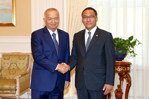 Meeting between Minister Hong and H.E. President Islam Karimov of the Republic of Uzbekistan