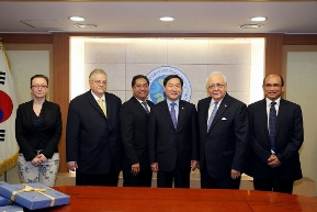 Minister Yoo meets Ministers from Central America