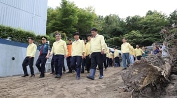 윤호중 장관, 경남 통영·거제 호우피해 현장점검