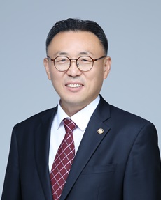 Yi Han-Kyung
